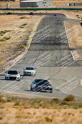 media/Oct-18-2025-Extreme Speed (Sat) [[d6d7e1fef1]]/Group 3 Purple/Session 3 (Turn 1)/